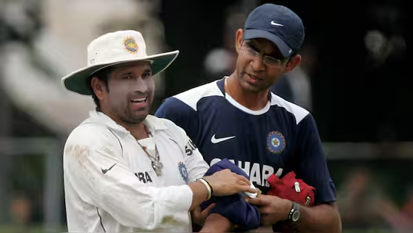 DR Nitin Patel With Indian Player