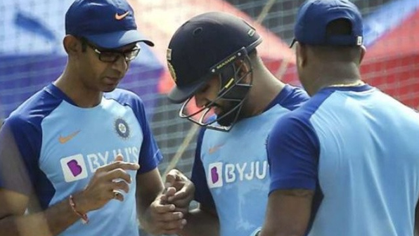 DR Nitin Patel With Indian Player