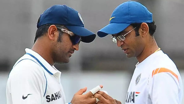 DR Nitin Patel With Indian Player